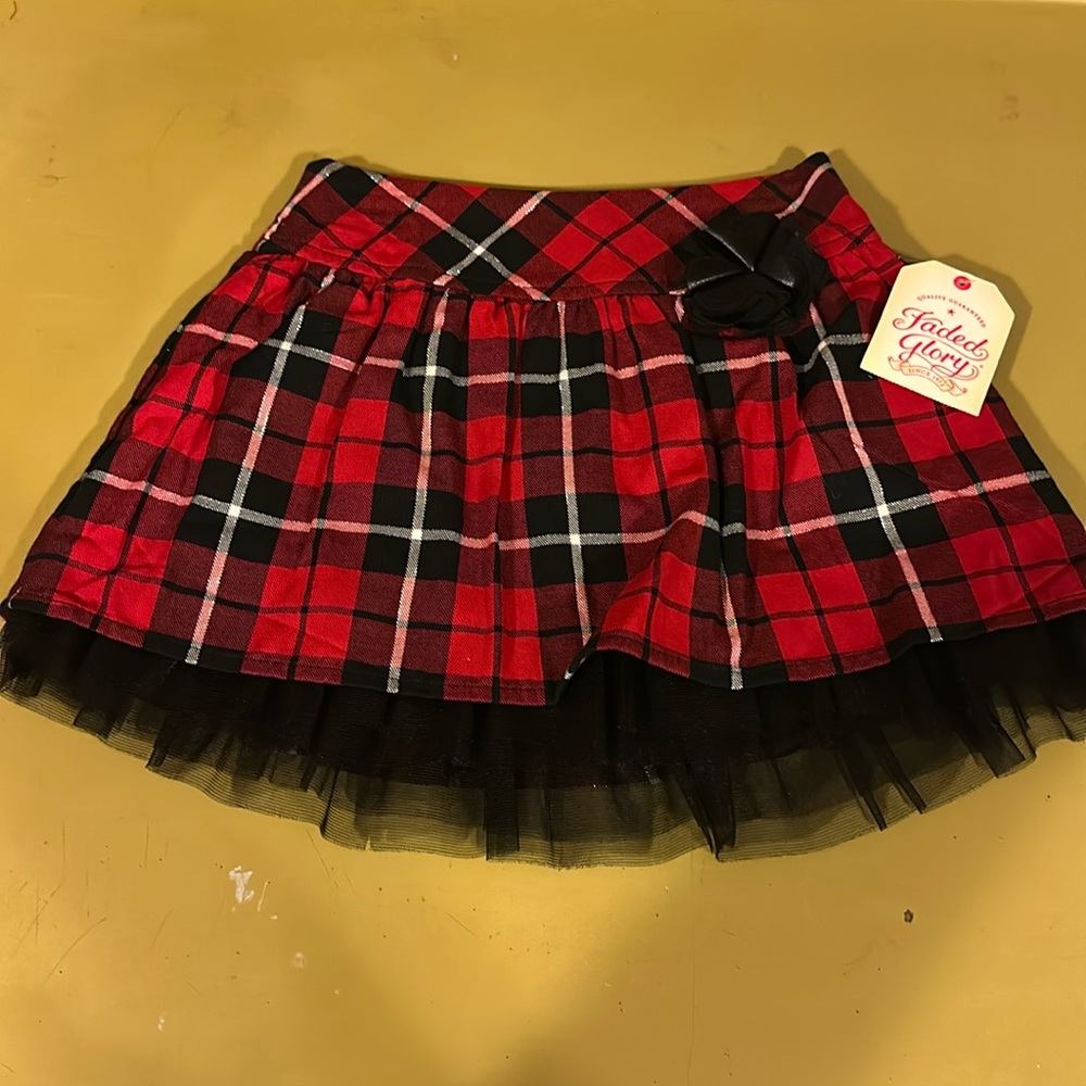 Plaid Red/Black Girls Skirt Size XS (4/5) NWT Faded Glory